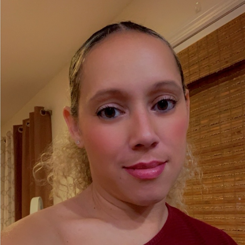 Meet your Posher, Rochelle